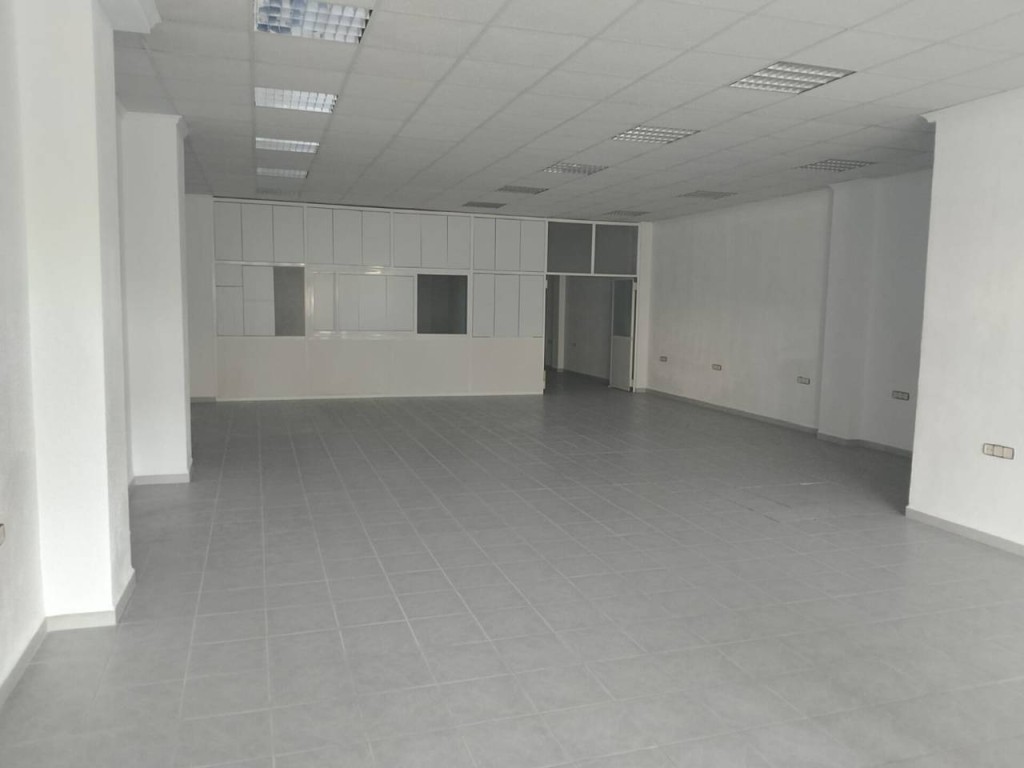 Imagen 2 de Local comercial en Venta en Oliva Valencia
