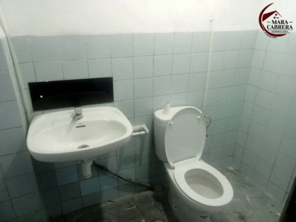 Imagen 3 de Local comercial en Alquiler en Oliva Valencia