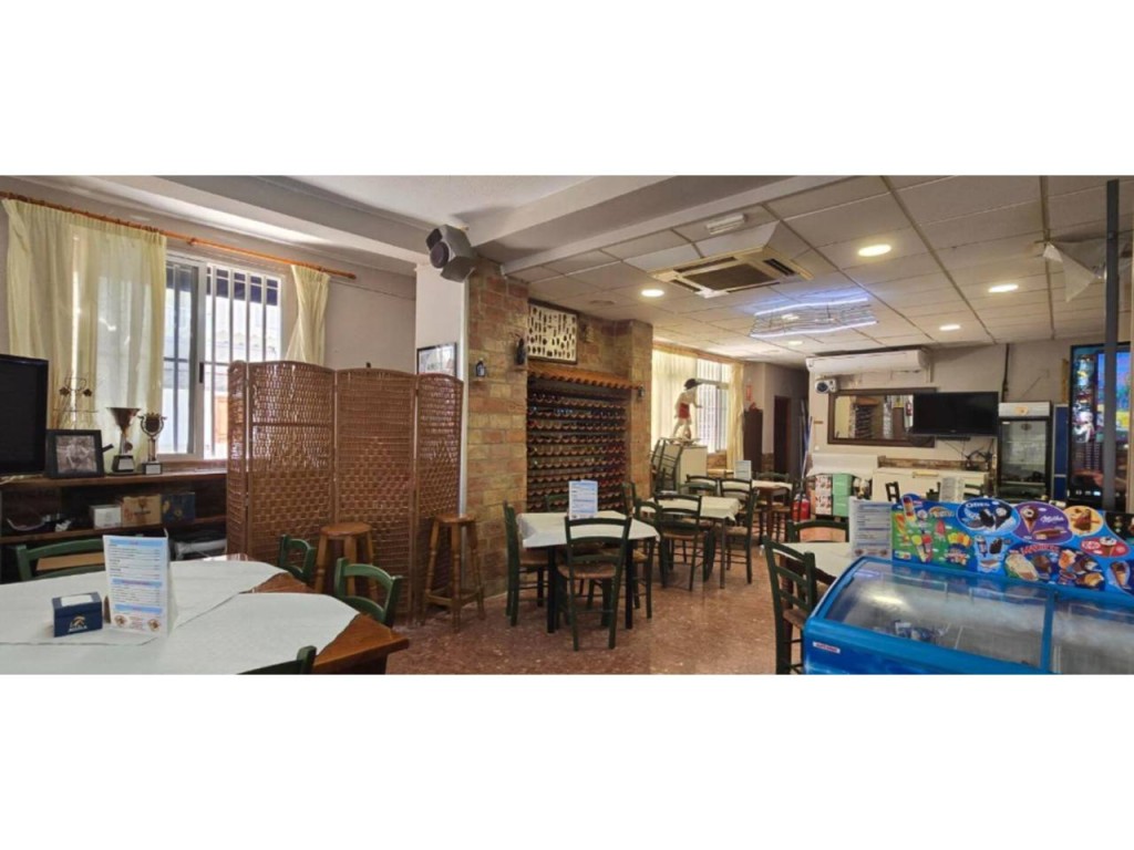 Imagen 2 de Local comercial en Venta en Tavernes De La Valldigna Valencia
