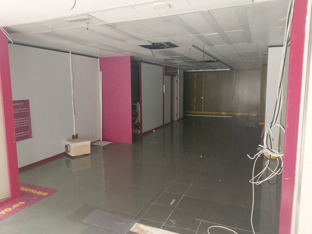 Imagen 2 de Local comercial en Venta en Gandia Valencia
