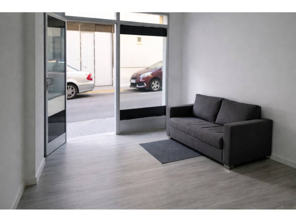 Imagen 2 de Local comercial en Venta en Gandia Valencia