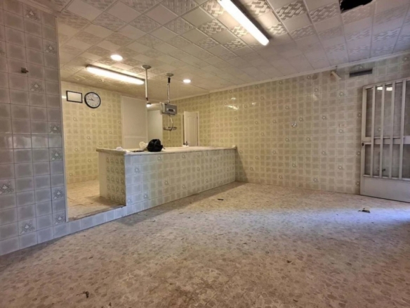 Imagen 2 de Local comercial en Venta en Pego Alicante