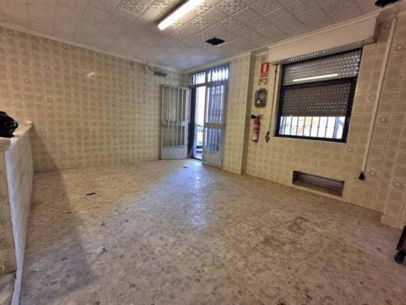 Imagen 4 de Local comercial en Venta en Pego Alicante