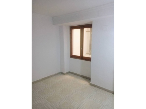 Imagen 3 de Local comercial en Venta en Oliva Valencia