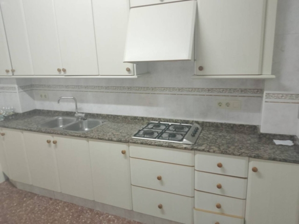 Imagen 2 de Local comercial en Venta en Oliva Valencia