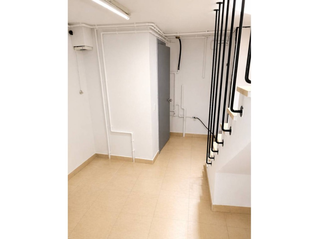 Imagen 4 de Local comercial en Venta en Gandia Valencia