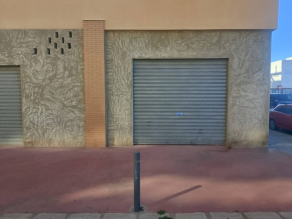 Imagen 1 de Local comercial en Venta en Oliva Valencia