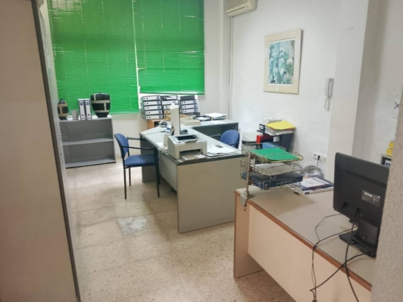 Imagen 2 de Local comercial en Venta en Gandia Valencia