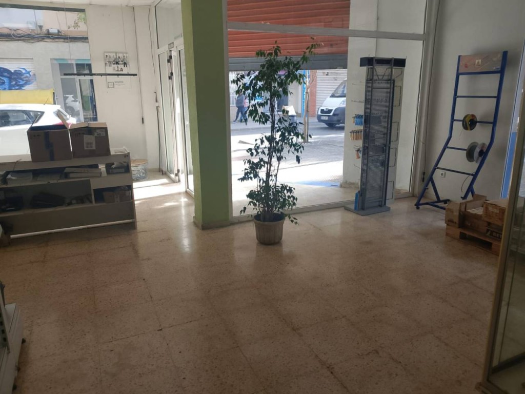 Imagen 3 de Local comercial en Venta en Gandia Valencia