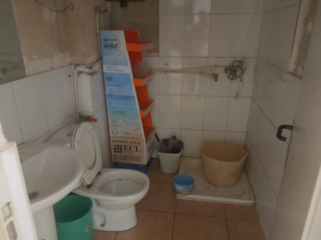 Imagen 3 de Local comercial en Alquiler en Oliva Valencia