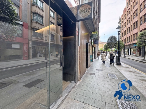 Imagen 2 de Oportunidad única en el centro de Gijón – listo para empezar a trabajar desde el primer día