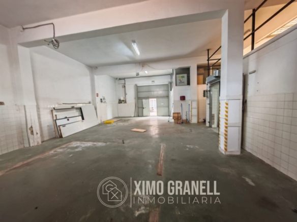 Imagen 2 de Nave industrial en Venta en Vall D Uxo