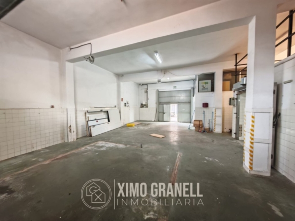 Imagen 1 de Nave industrial en Venta en Vall D Uxo