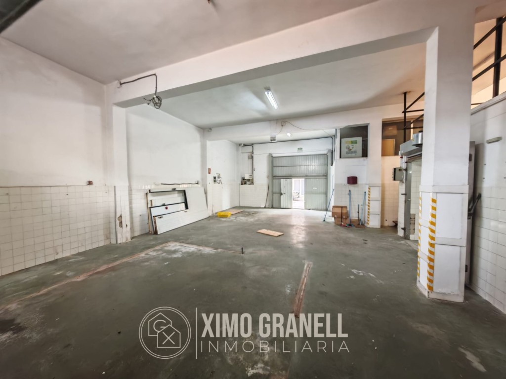 Imagen 1 de Nave industrial en Venta en Vall D Uxo
