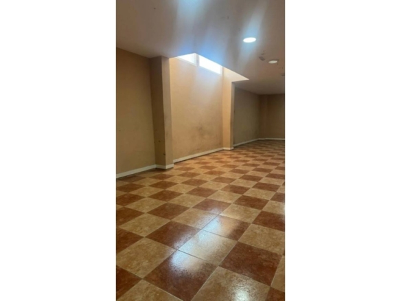 Imagen 2 de Local comercial en Alquiler en Alqueria De La Comtessa