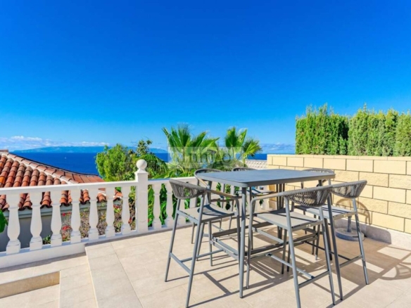 Imagen 1 de Casa-Chalet en Venta en Arena