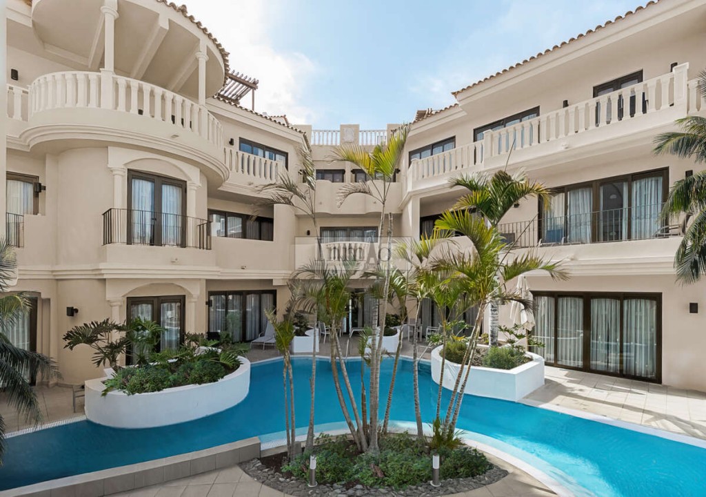 Imagen 1 de Apartamento en Venta en Playa De Los Cristianos Santa Cruz de Tenerife