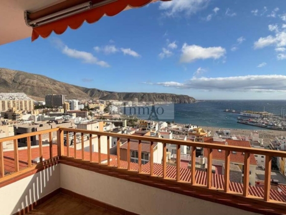 Imagen 1 de Apartamento en Venta en Playa De Los Cristianos Santa Cruz de Tenerife