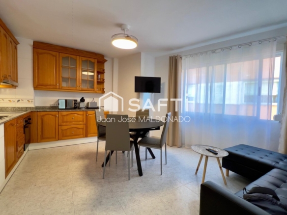 Imagen 2 de Apartamento reformado con licencia turística a 180 m del mar en Vinaròs