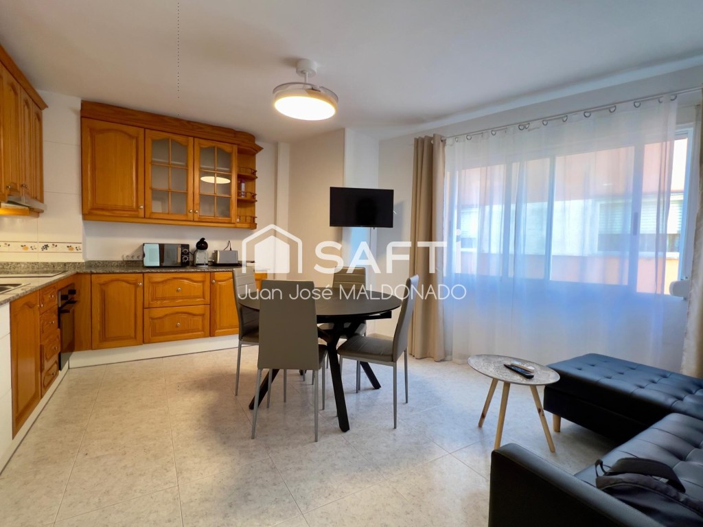 Imagen 2 de Apartamento reformado con licencia turística a 180 m del mar en Vinaròs