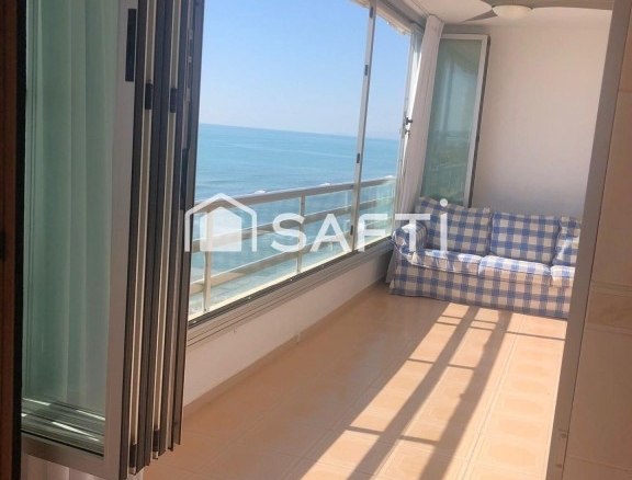 Imagen 2 de Vivienda exclusiva a pie de mar.... si buscas tranquilidad y buenas vistas esta es tu casa!