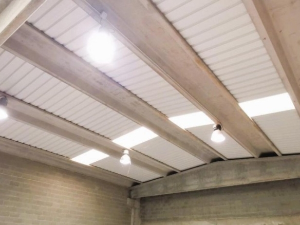 Imagen 3 de Nave industrial con aparcamiento en Sant Cugat Sesgarrigues