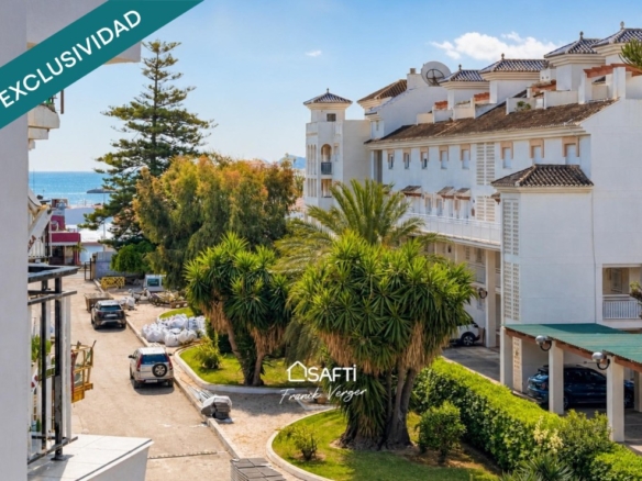 Imagen 2 de Apartamento totalmente reformado – Vistas al mar – A 30m de la playa del Arenal