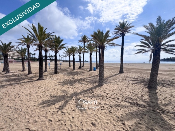 Imagen 4 de Apartamento totalmente reformado – Vistas al mar – A 30m de la playa del Arenal