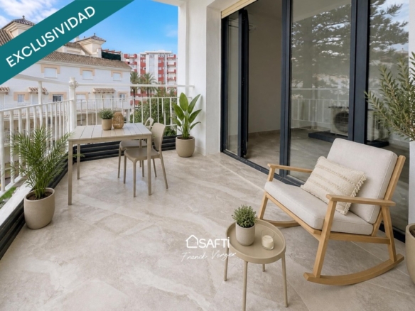 Imagen 1 de Apartamento totalmente reformado – Vistas al mar – A 30m de la playa del Arenal