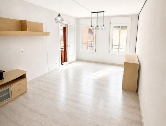 Imagen 1 de Piso de 93 m² útiles