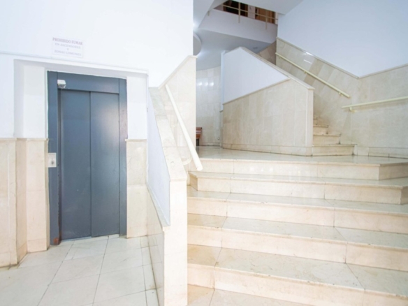 Imagen 4 de ¡Preciosa vivienda en Sevilla Este con piscina comunitaria!