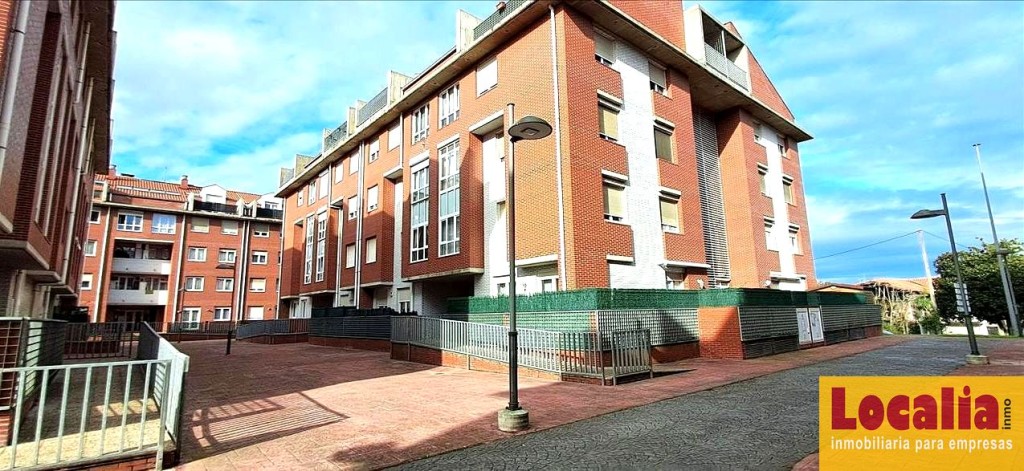 Imagen 2 de Inversión en Piso de 4 habitaciones con garaje