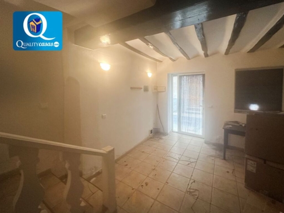 Imagen 2 de Casa-Chalet en Venta en Xixona Alicante Ref: E25519