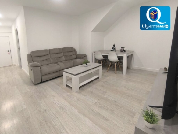Imagen 1 de Casa-Chalet en Venta en Elda Alicante Ref: 17498