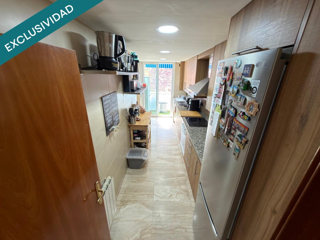 Imagen 4 de Piso en Los Pavos soleado con terraza privada
