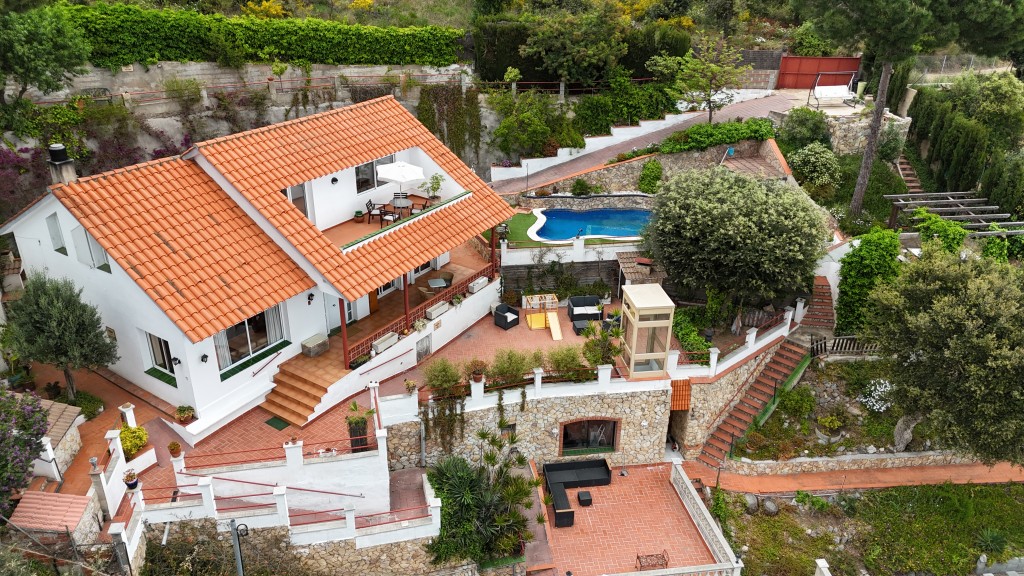 Imagen 2 de Casa-Chalet en Venta en Arenys De Munt Barcelona