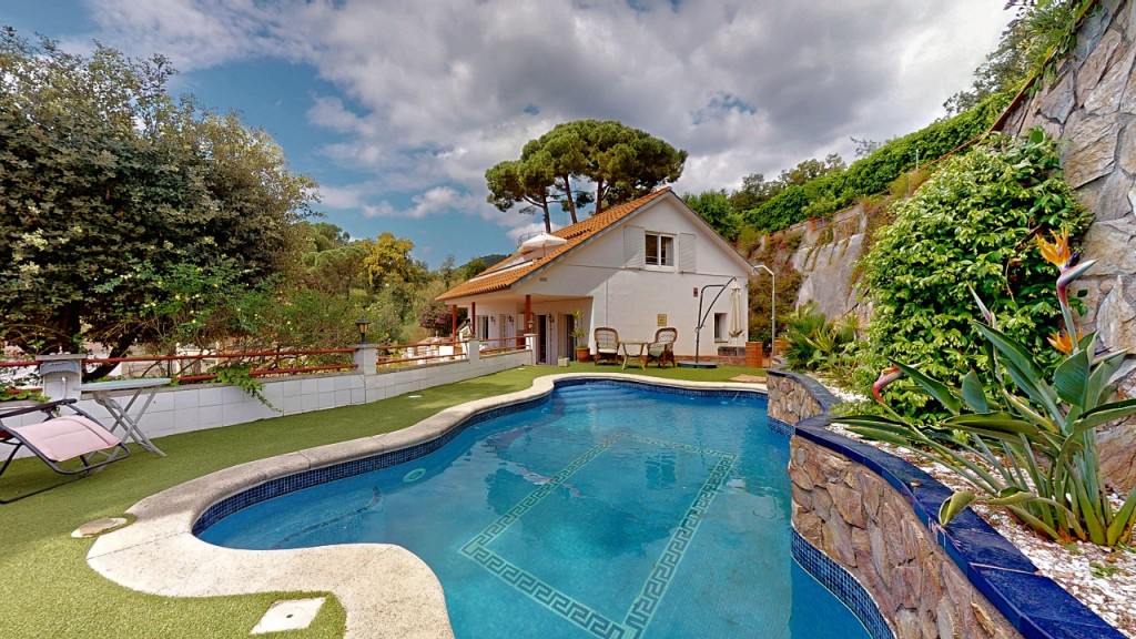Imagen 4 de Casa-Chalet en Venta en Arenys De Munt Barcelona