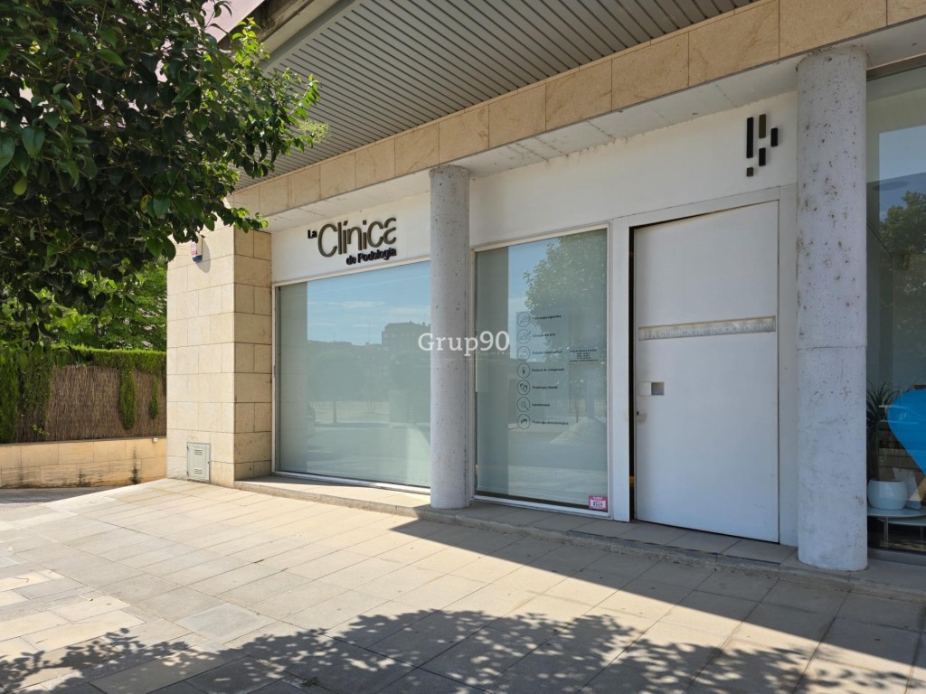 Imagen 3 de ¡SE ALQUILA LOCAL EN LA ZONA ALTA DE LLEIDA!