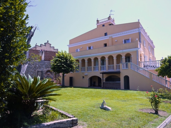 Imagen 2 de Casa-Chalet en Venta en Teia Barcelona