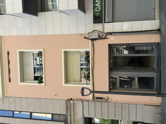 Imagen 1 de Local comercial de Obra Nueva en Alquiler en Molins De Rei Barcelona