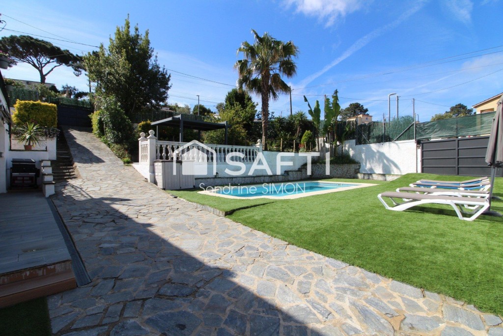 Imagen 4 de Preciosa casa lista para entrar a vivir con piscina!!