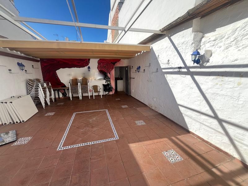 Imagen 3 de ALQUILER DE ALMACEN EN CENTRO DE ESTEPONA