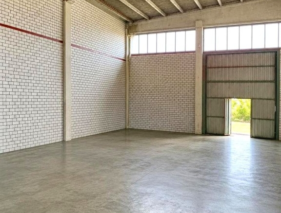 Imagen 1 de Venta nave industrial con campa