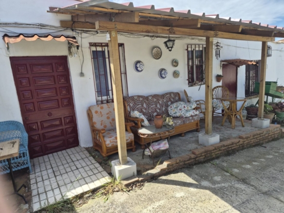 Imagen 2 de Casa de campo-Masía en Venta en Pinedas