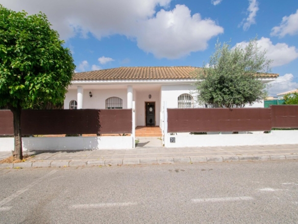 Imagen 2 de Espectacular chalet independiente en Almensilla
