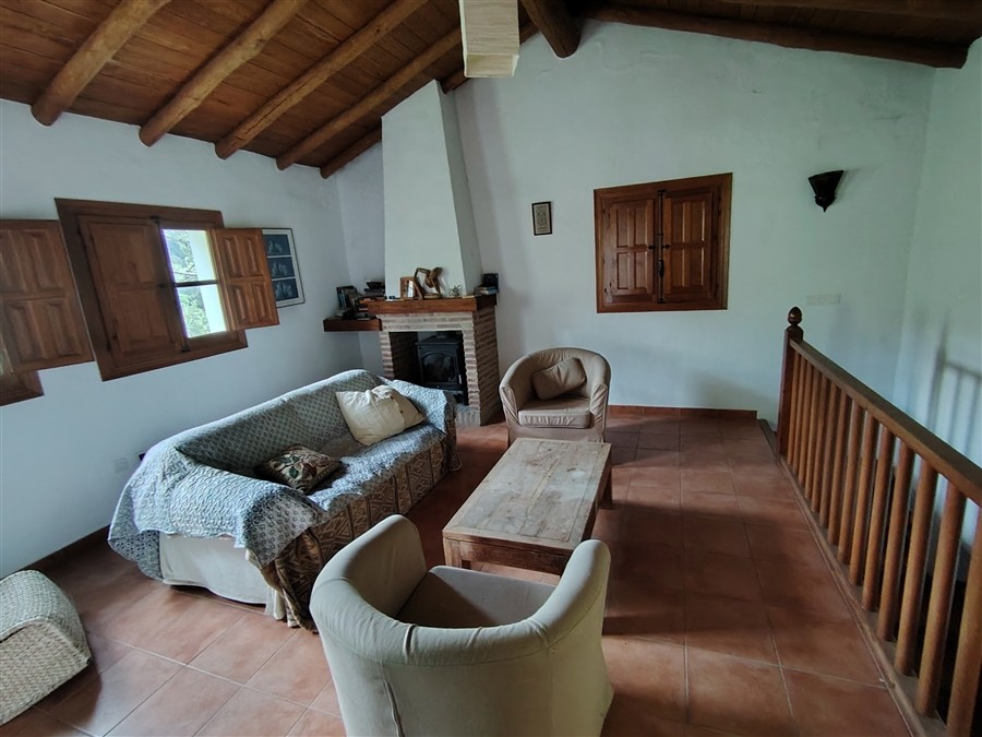 Imagen 3 de Casa de campo-Masía en Venta en Benastepal Málaga