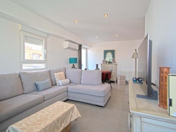Imagen 4 de Precioso loft completamente reformado junto calle San Jacinto!!!