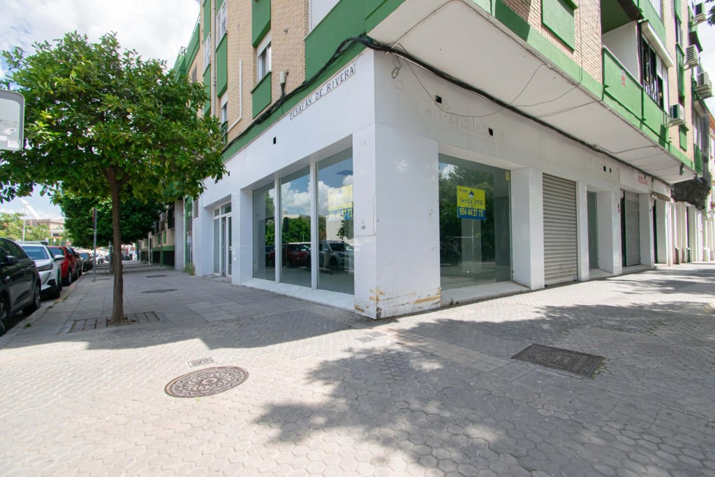 Imagen 2 de Magnifico local comercial en La Resolana!!!!
