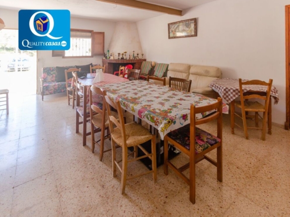 Imagen 1 de Casa-Chalet en Venta en Busot Alicante Ref: Z57082