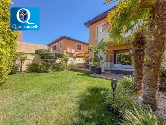 Imagen 1 de Casa-Chalet en Venta en Mutxamel Alicante Ref: EK3297